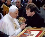 Fr John presents a copy of the St Genesius Icon to the Pope, Click to find out more.